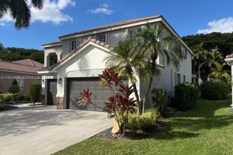 Снять в аренду виллу или дом в Уэстон, Флорида 5 спален, 290.04м2, № 1992723 - фото 4