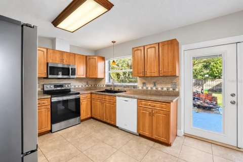 Villa ou maison à vendre à Dunedin, Floride: 3 chambres, 108.7 m2 № 2423849 - photo 8