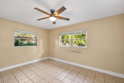 Villa ou maison à vendre à Dunedin, Floride: 3 chambres, 108.7 m2 № 2423849 - photo 10