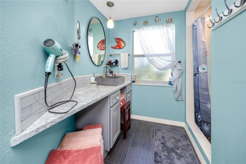 Villa ou maison à vendre à Tampa, Floride: 3 chambres, 171.03 m2 № 2358463 - photo 18