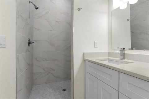 House in Orlando, Florida 3 bedrooms, 139.45 sq.m. № 1816189 - photo 19