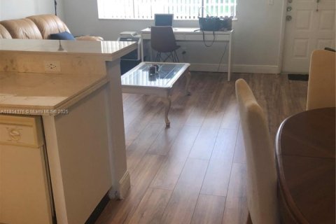 Condominio en venta en Boynton Beach, Florida, 1 dormitorio, 65.4 m2 № 1871931 - foto 8