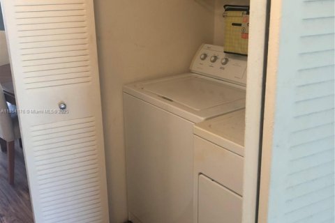 Condominio en venta en Boynton Beach, Florida, 1 dormitorio, 65.4 m2 № 1871931 - foto 10