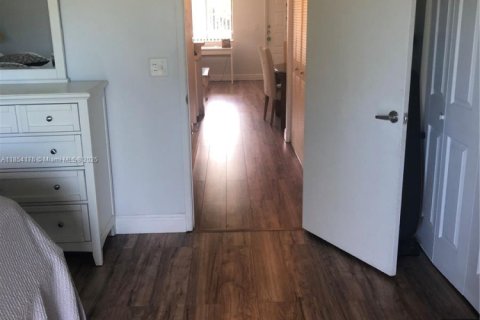 Condominio en venta en Boynton Beach, Florida, 1 dormitorio, 65.4 m2 № 1871931 - foto 15