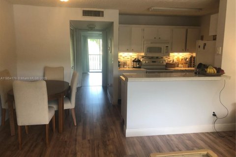 Condominio en venta en Boynton Beach, Florida, 1 dormitorio, 65.4 m2 № 1871931 - foto 7