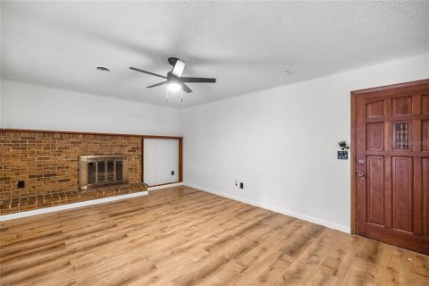 House in Ocala, Florida 3 bedrooms, 132.29 sq.m. № 1827102 - photo 10