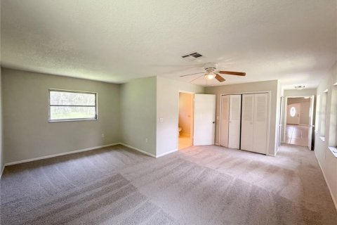 House in Sebring, Florida 3 bedrooms, 168.9 sq.m. № 2258387 - photo 13