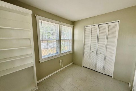 Villa ou maison à vendre à DeLand, Floride: 4 chambres, 157.75 m2 № 1719691 - photo 8