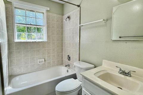 Villa ou maison à vendre à DeLand, Floride: 4 chambres, 157.75 m2 № 1719691 - photo 22
