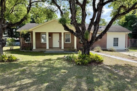 Villa ou maison à vendre à DeLand, Floride: 4 chambres, 157.75 m2 № 1719691 - photo 1