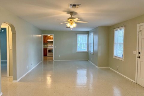 Villa ou maison à vendre à DeLand, Floride: 4 chambres, 157.75 m2 № 1719691 - photo 11