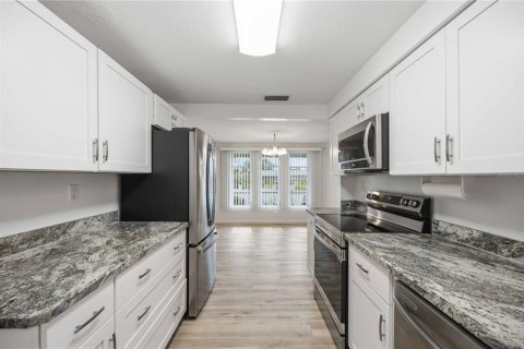 Villa ou maison à vendre à Port Charlotte, Floride: 2 chambres, 124.3 m2 № 2219638 - photo 14