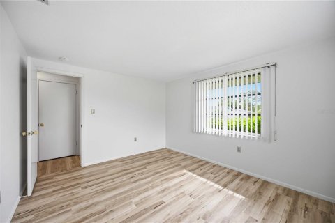 Villa ou maison à vendre à Port Charlotte, Floride: 2 chambres, 124.3 m2 № 2219638 - photo 17