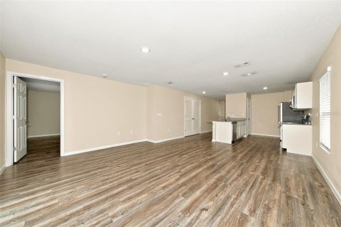 Villa ou maison à louer à Palm Coast, Floride: 4 chambres, 140.93 m2 № 2403039 - photo 5
