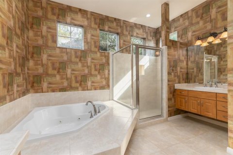 Villa ou maison à vendre à Gainesville, Floride: 6 chambres, 395.02 m2 № 1516755 - photo 25