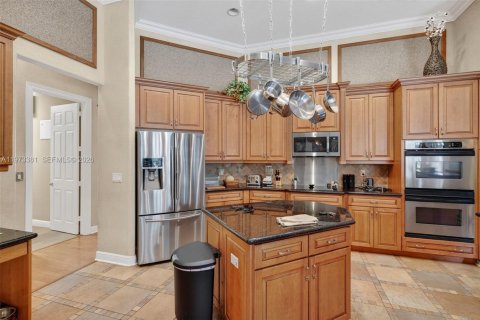 House in Davie, Florida 5 bedrooms, 368.26 sq.m. № 2033804 - photo 18