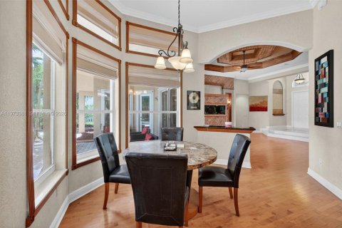 House in Davie, Florida 5 bedrooms, 368.26 sq.m. № 2033804 - photo 16