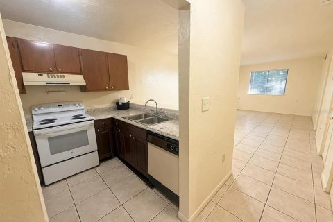 Copropriété à louer à Gainesville, Floride: 2 chambres, 81.2 m2 № 2386796 - photo 3