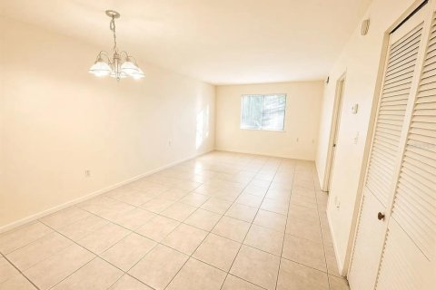 Copropriété à louer à Gainesville, Floride: 2 chambres, 81.2 m2 № 2386796 - photo 10