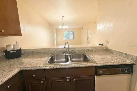 Copropriété à louer à Gainesville, Floride: 2 chambres, 81.2 m2 № 2386796 - photo 5