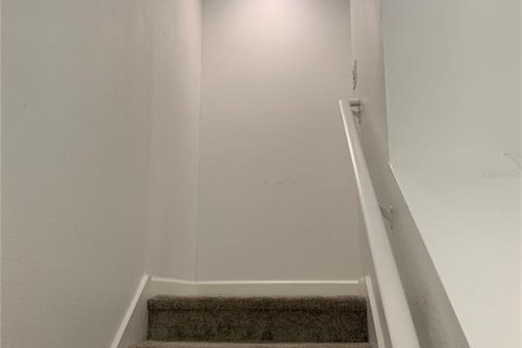 Adosado en alquiler en Kissimmee, Florida, 3 dormitorios, 138.24 m2 № 1880551 - foto 19