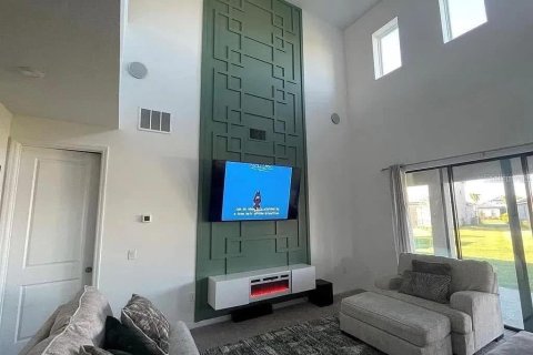 Villa ou maison à louer à Kissimmee, Floride: 4 chambres, 241.55 m2 № 2419916 - photo 4