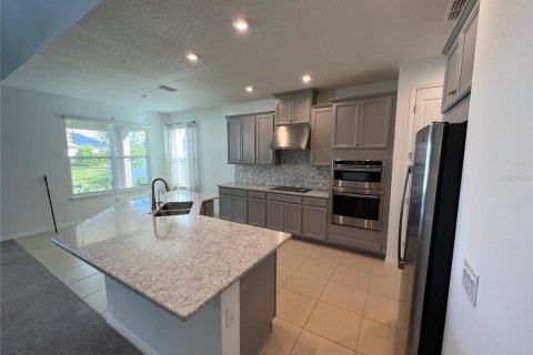 Villa ou maison à louer à Kissimmee, Floride: 4 chambres, 241.55 m2 № 2419916 - photo 5