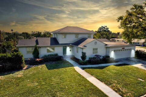 Villa ou maison à vendre à Lakeland, Floride: 3 chambres, 222.59 m2 № 1745458 - photo 2