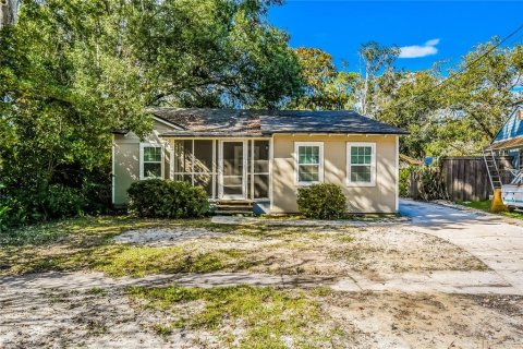 House in Jacksonville, Florida 3 bedrooms, 105.17 sq.m. № 1613254 - photo 1