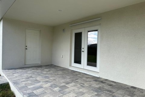House in Port Charlotte, Florida 3 bedrooms, 160.07 sq.m. № 1445022 - photo 20