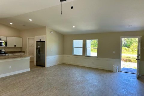 House in Port Charlotte, Florida 3 bedrooms, 160.07 sq.m. № 1445022 - photo 6