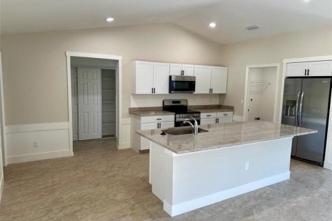 House in Port Charlotte, Florida 3 bedrooms, 160.07 sq.m. № 1445022 - photo 3