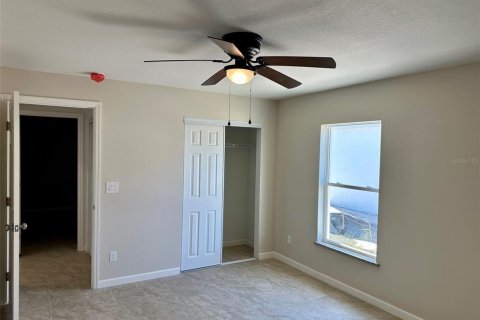 House in Port Charlotte, Florida 3 bedrooms, 160.07 sq.m. № 1445022 - photo 17