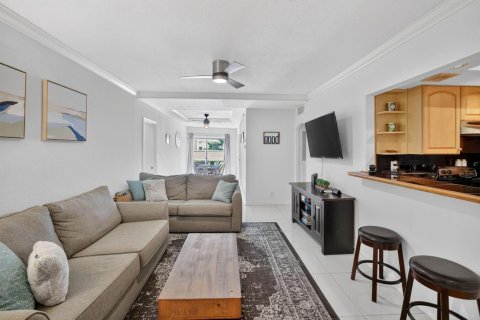 Copropriété à vendre à Pompano Beach, Floride: 2 chambres, 100.33 m2 № 2182346 - photo 18
