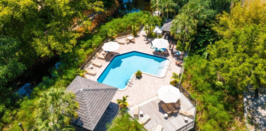 Adosado en Boca Raton, Florida 3 dormitorios, 177.54 m2 № 1182662