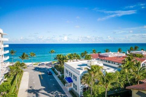 Снять в аренду кондоминиум в Палм-Бич, Флорида 2 спальни, 105.82м2, № 887921 - фото 1