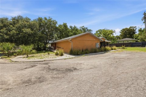 Propiedad comercial en venta en Orange City, Florida, 145.67 m2 № 2215256 - foto 28