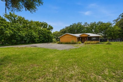 Propiedad comercial en venta en Orange City, Florida, 145.67 m2 № 2215256 - foto 29