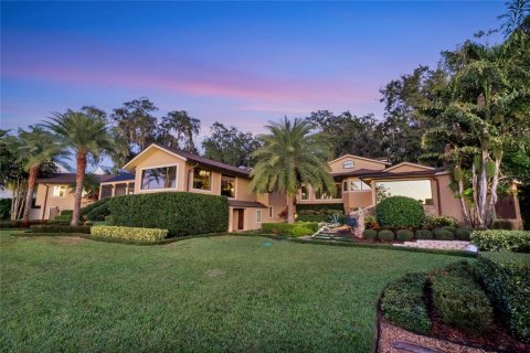 House in Mount Dora, Florida 3 bedrooms, 633.87 sq.m. № 1615241 - photo 4
