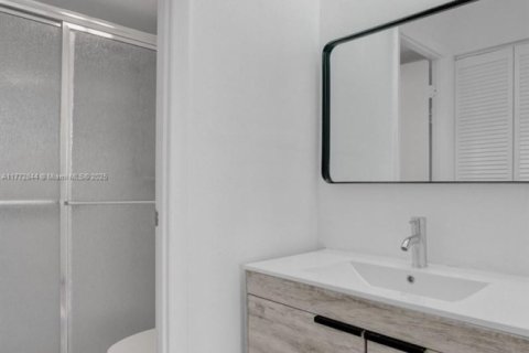 Condominio en venta en Lauderhill, Florida, 2 dormitorios, 120.4 m2 № 1860977 - foto 29