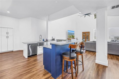 Casa en venta en Saint Petersburg, Florida, 5 dormitorios, 512.91 m2 № 2209507 - foto 20