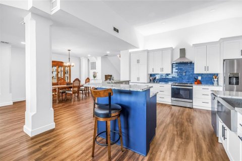 Casa en venta en Saint Petersburg, Florida, 5 dormitorios, 512.91 m2 № 2209507 - foto 26