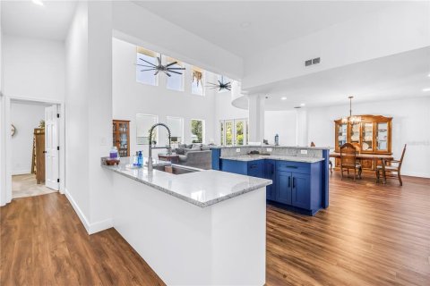 Casa en venta en Saint Petersburg, Florida, 5 dormitorios, 512.91 m2 № 2209507 - foto 23