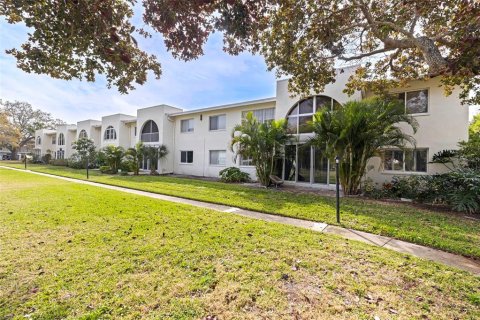 Condominio en venta en Saint Petersburg, Florida, 2 dormitorios, 106.37 m2 № 2095243 - foto 25