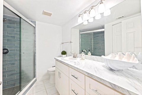 Condominio en venta en Saint Petersburg, Florida, 2 dormitorios, 106.37 m2 № 2095243 - foto 8