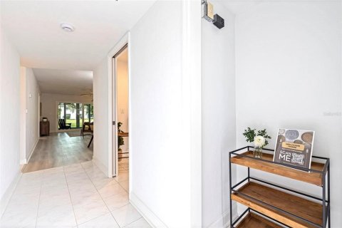 Condominio en venta en Saint Petersburg, Florida, 2 dormitorios, 106.37 m2 № 2095243 - foto 15