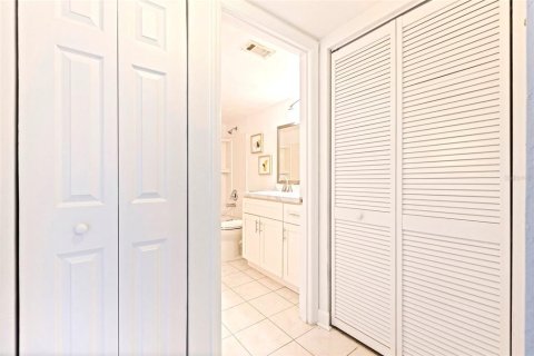 Condominio en venta en Saint Petersburg, Florida, 2 dormitorios, 106.37 m2 № 2095243 - foto 29