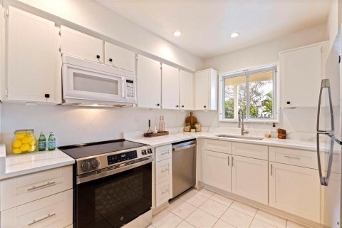 Condominio en venta en Saint Petersburg, Florida, 2 dormitorios, 106.37 m2 № 2095243 - foto 5