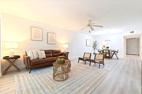 Condominio en venta en Saint Petersburg, Florida, 2 dormitorios, 106.37 m2 № 2095243 - foto 20