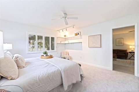 Condominio en venta en Saint Petersburg, Florida, 2 dormitorios, 106.37 m2 № 2095243 - foto 26